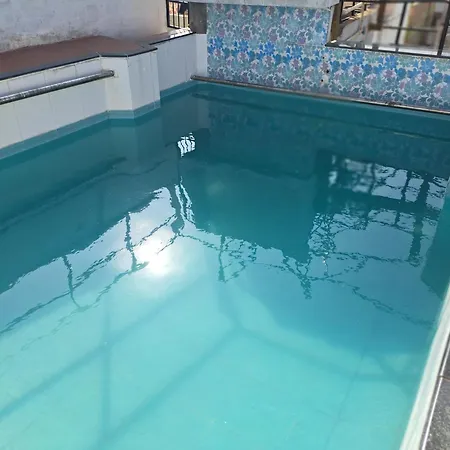 Cityscape Retreat Villa With Fully Private Pool